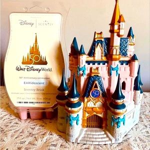 Disney cinderella Castle Scentcy warmer